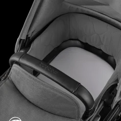 Kangaroo Seat Stroller & Bassinet Bundle