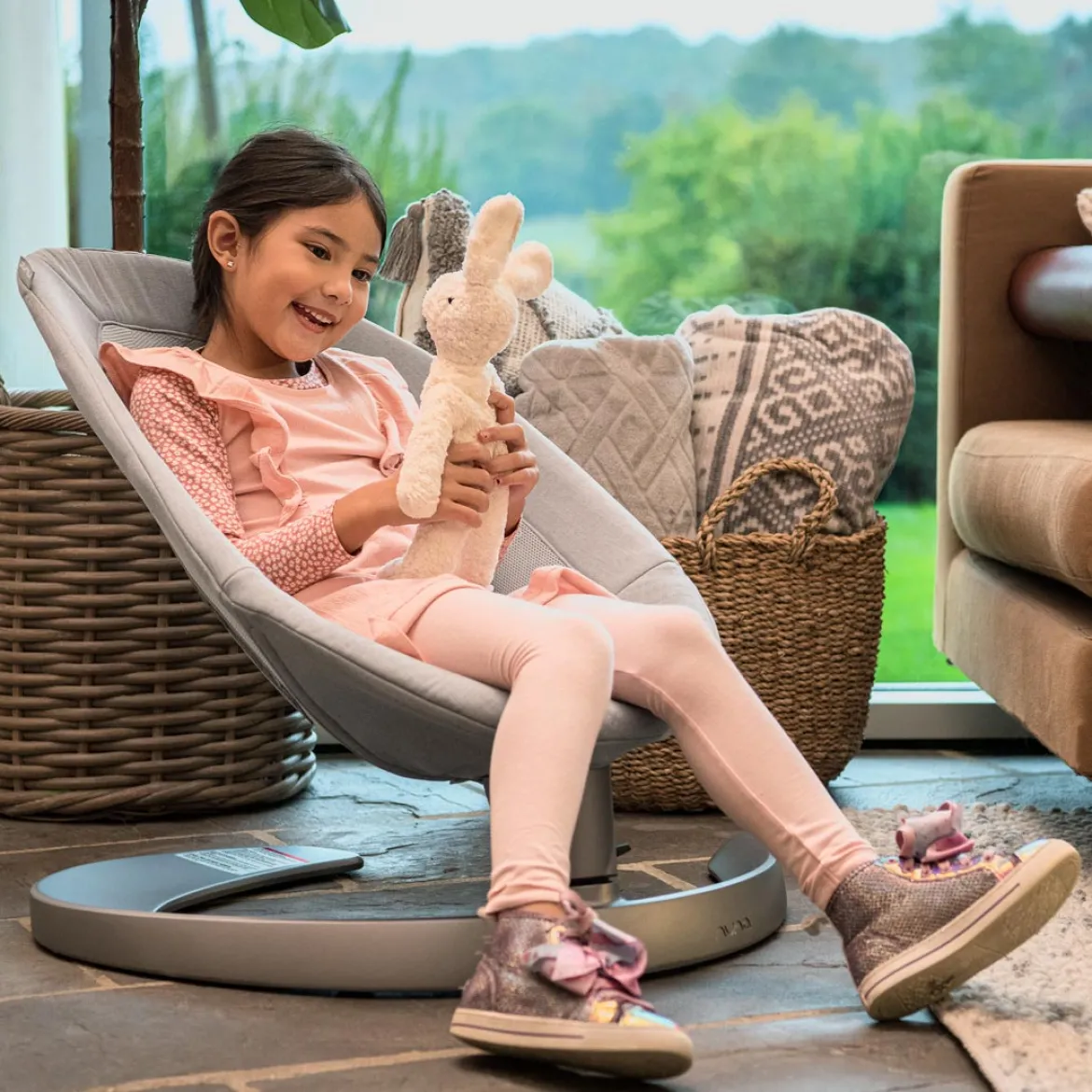 LEAF Grow Baby Seat & Rocker with Toy Bar