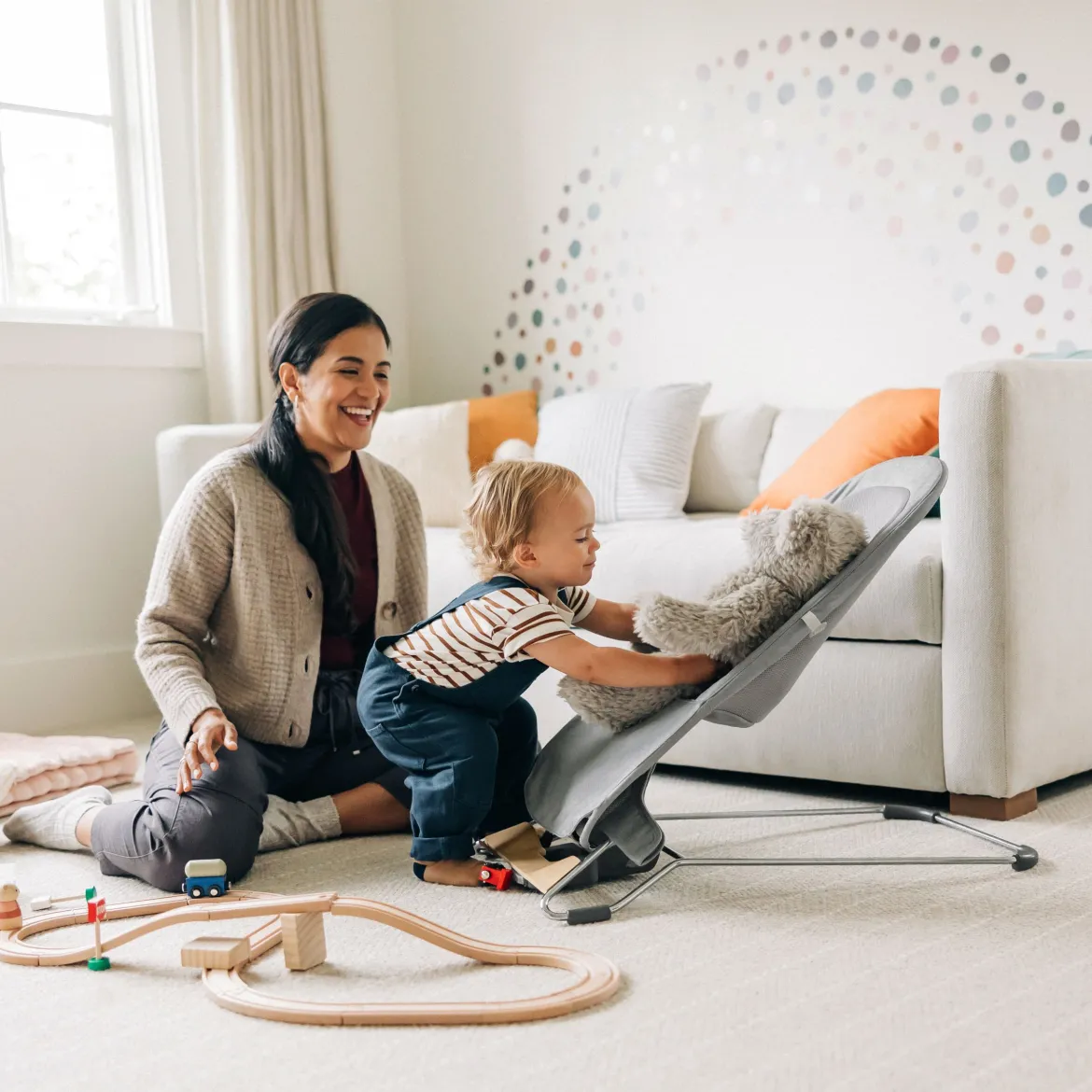 Mira 2-in-1 Bouncer and Seat