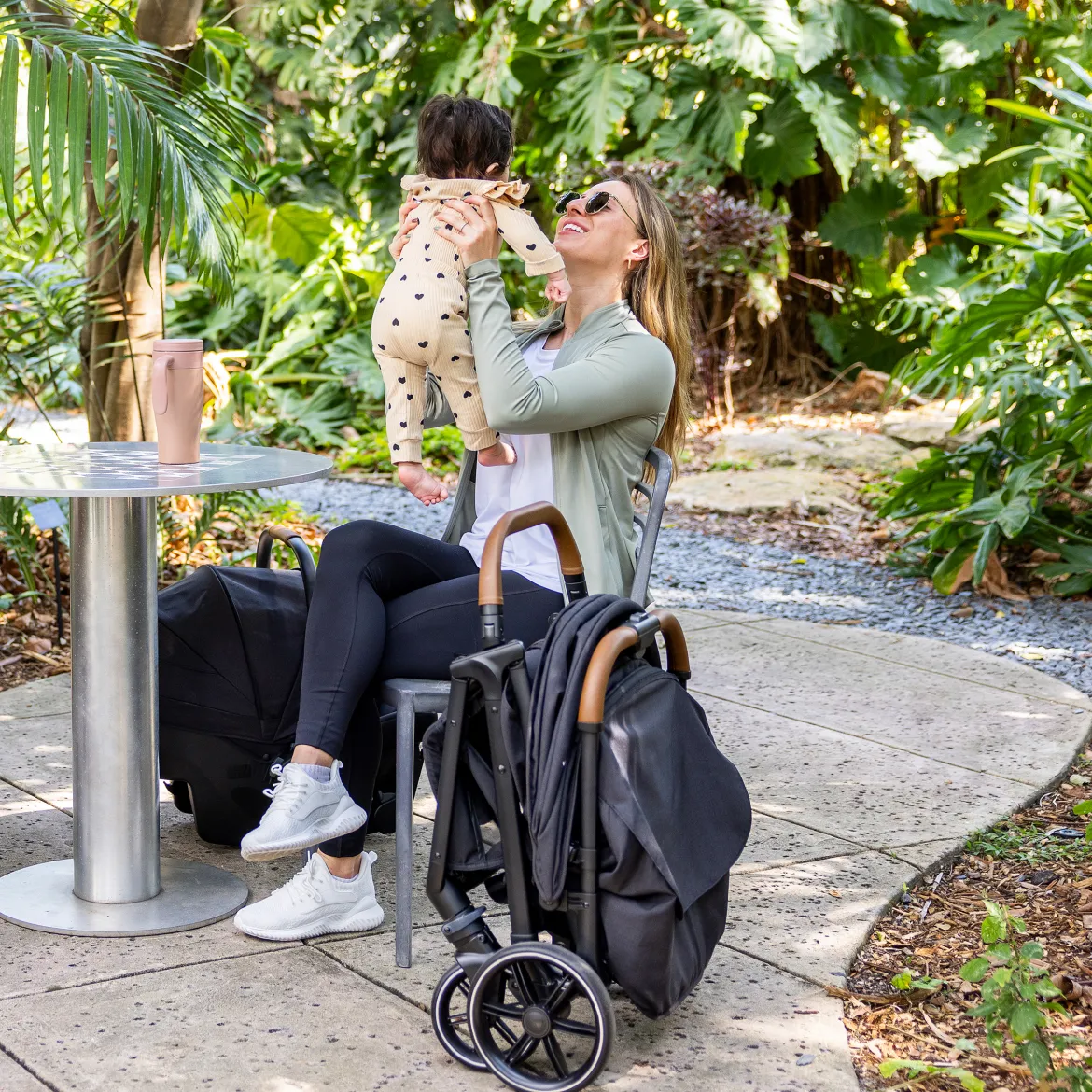 Nutmeg Stroller